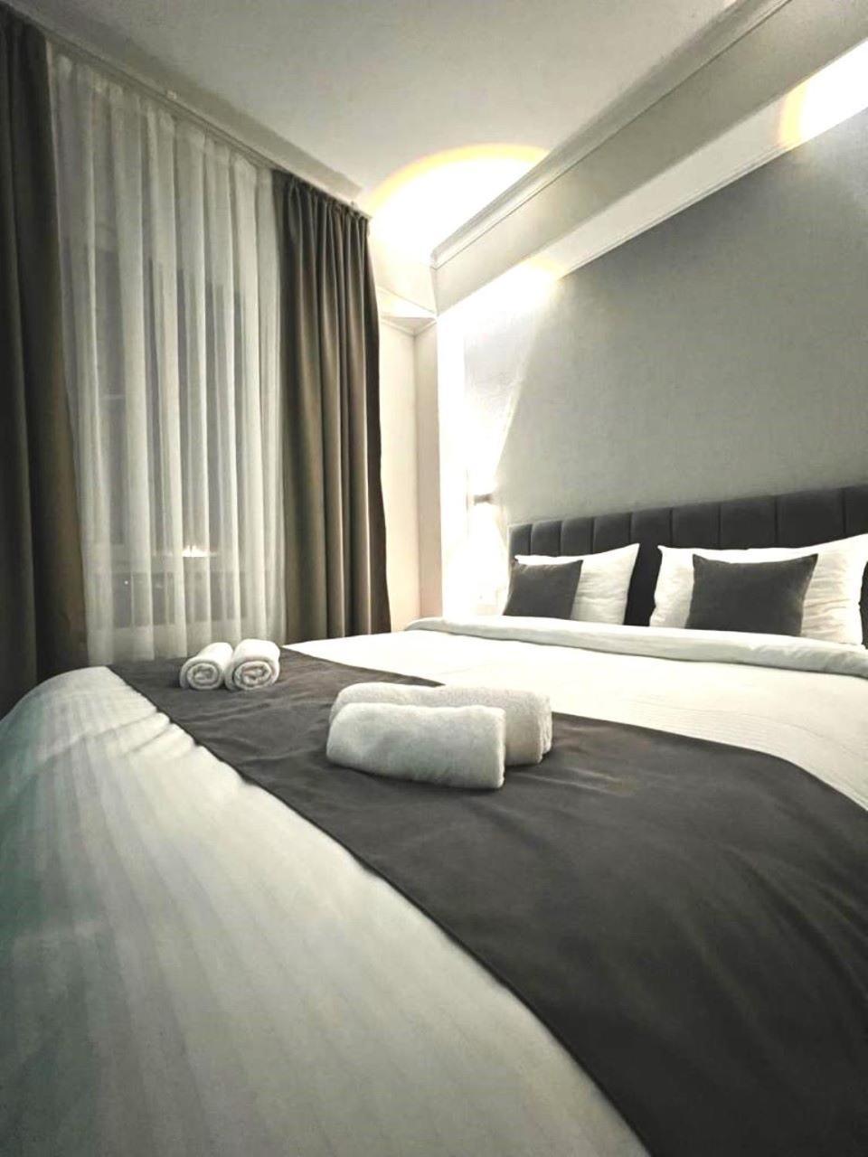 Urban Hotel Бішкек Екстер'єр фото
