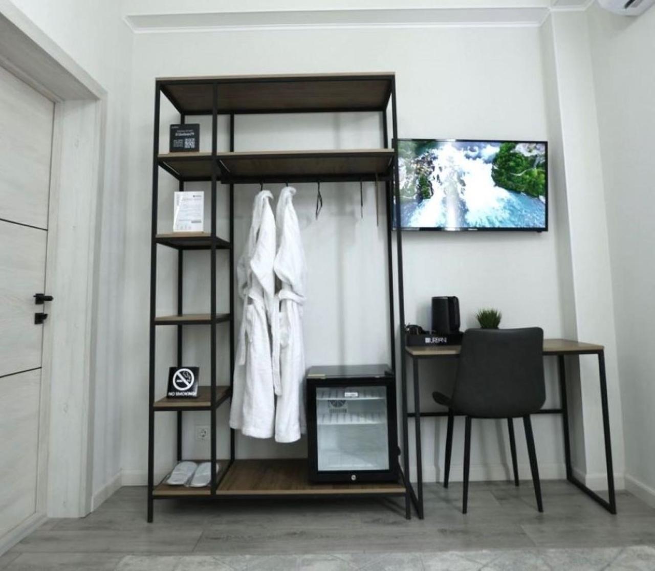 Urban Hotel Бішкек Екстер'єр фото